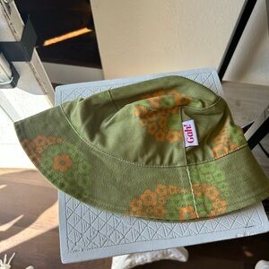 Lisa Says Gah Bucket Hat